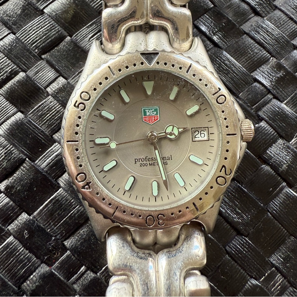 Vintage 1990s Tag Heuer Professional 934.213 Silver Watch